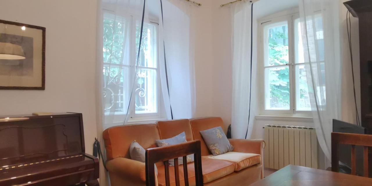 Charming Apartment In A 19Th Century Villa Triest Exterior foto