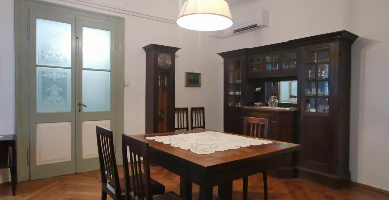 Charming Apartment In A 19Th Century Villa Triest Exterior foto